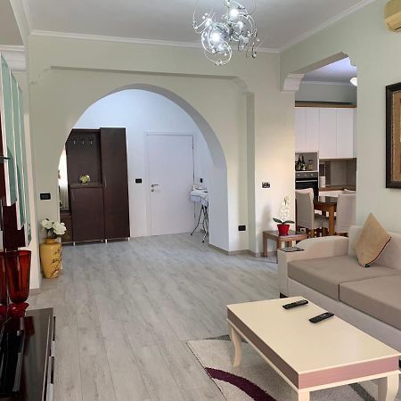 Dadaj Apartments Саранда Экстерьер фото